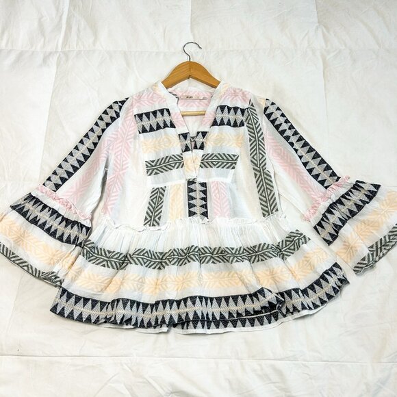 NWOT Mi Ami Francesca’s Wendy Boho Embroidered Bell Sleeve Peplum Blouse Small - Picture 2 of 8